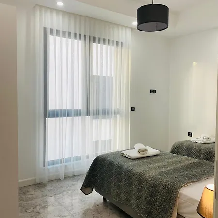 Villa Villa *