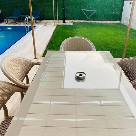 Villa Villa Dosemealti